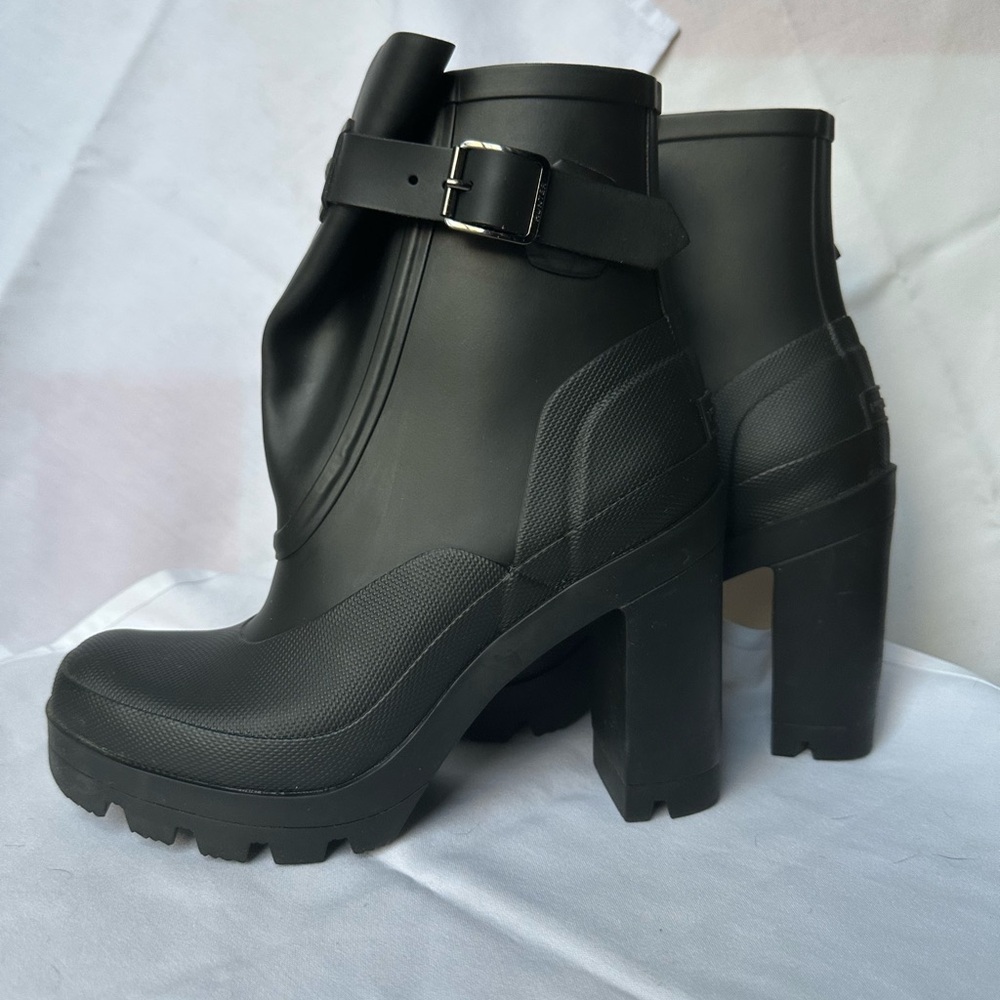 HUNTER Original Ankle Heel Boot Sz 7